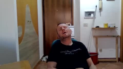 Snapshot of modesto1969 chatting on October 11, 2025, 3:21 pm modesto1969 online show from October 11, 2025, 3:21 pm