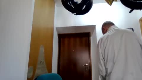 Snapshot of modesto1969 chatting on October 16, 2025, 10:05 am modesto1969 online show from October 16, 2025, 10:05 am