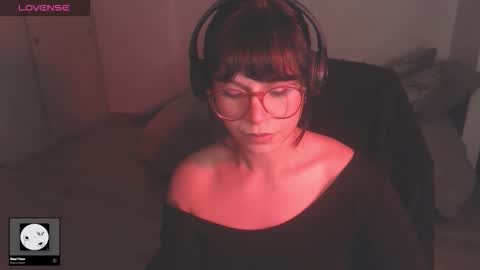 Snapshot of modjo_ chatting on January 18, 2026, 5:00 am Modjo online show from January 18, 2026, 5:00 am