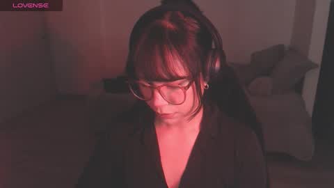 Snapshot of modjo_ chatting on January 19, 2026, 3:43 am Modjo online show from January 19, 2026, 3:43 am