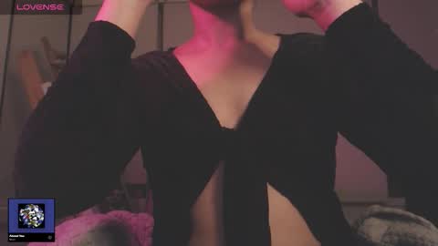 Snapshot of modjo_ chatting on March 1, 2026, 1:18 am Modjo online show from March 1, 2026, 1:18 am