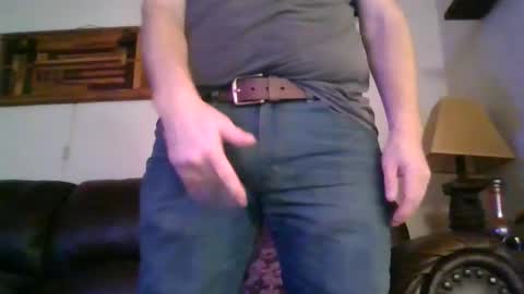 Snapshot of moeblick chatting on January 17, 2025, 11:40 pm moeblick online show from January 17, 2025, 11:40 pm