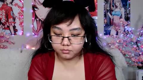 Snapshot of moertomlly chatting on February 24, 2026, 6:11 am Molly online show from February 24, 2026, 6:11 am