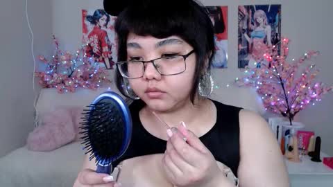 Snapshot of moertomlly chatting on March 12, 2026, 5:24 am Molly online show from March 12, 2026, 5:24 am