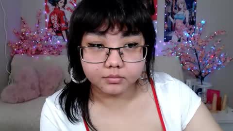 Snapshot of moertomlly chatting on March 20, 2026, 5:56 am Molly online show from March 20, 2026, 5:56 am