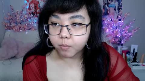 Molly online show from April 25, 2026, 3:42 am