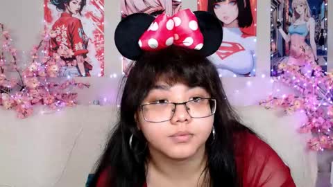 Molly online show from May 14, 2026, 4:30 am