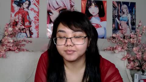 Molly online show from June 9, 2026, 4:57 am