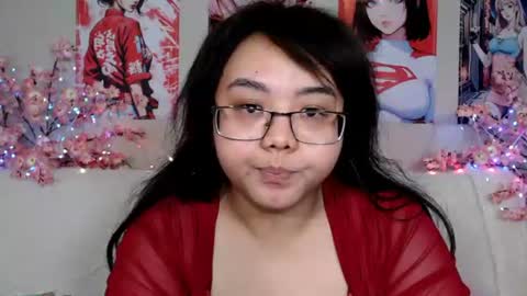 Molly online show from June 16, 2026, 4:59 am