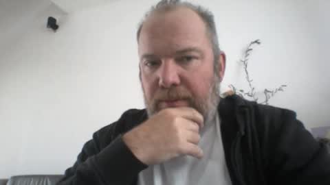 mofu781s online show from April 13, 2026, 7:03 am