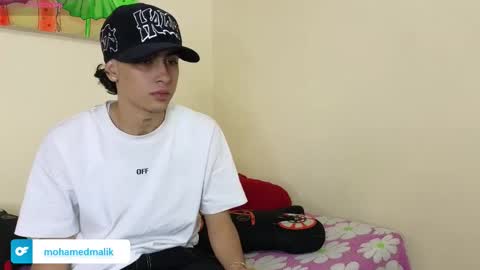 mohamed_malik online show from December 21, 2025, 11:39 am