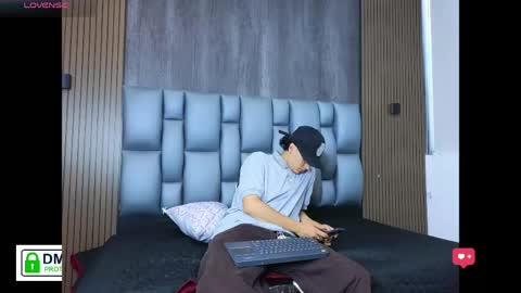 mohamed_malik online show from June 1, 2026, 2:41 pm