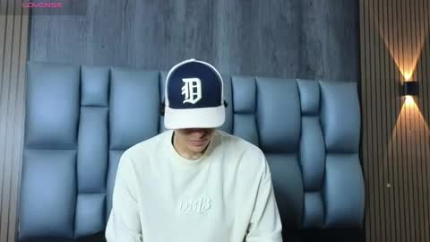 mohamed_malik online show from June 6, 2026, 1:49 pm