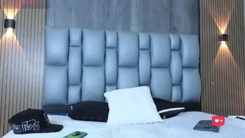 mohamed_malik online show from June 7, 2026, 12:20 pm
