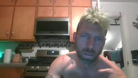 mohawklittle online show from May 1, 2026, 4:06 am