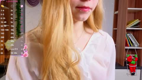 Laura online show from January 12, 2026, 1:00 am