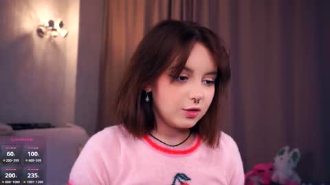 Snapshot of moiregathright chatting on October 5, 2025, 5:50 am My name is Eda online show from October 5, 2025, 5:50 am