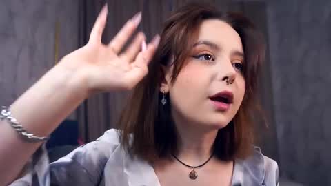 Snapshot of moiregathright chatting on October 29, 2025, 4:59 am My name is Eda online show from October 29, 2025, 4:59 am