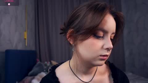 Snapshot of moiregathright chatting on November 1, 2025, 4:58 am My name is Eda online show from November 1, 2025, 4:58 am