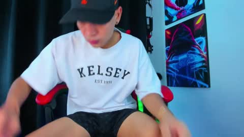 Snapshot of moises_23cm chatting on January 14, 2025, 2:00 pm moises_23cm online show from January 14, 2025, 2:00 pm