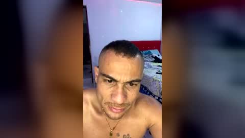 Snapshot of moises_athlon chatting on July 21, 2026, 8:00 pm Moises Athlon online show from July 21, 2026, 8:00 pm