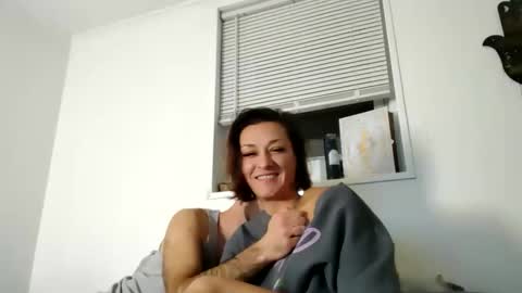 MoistKnickerChick online show from December 14, 2024, 3:18 am
