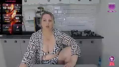 erika online show from June 23, 2026, 7:50 am