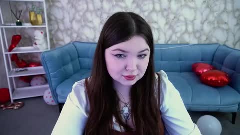 Snapshot of molinmoon chatting on March 3, 2026, 8:48 pm Rosa online show from March 3, 2026, 8:48 pm