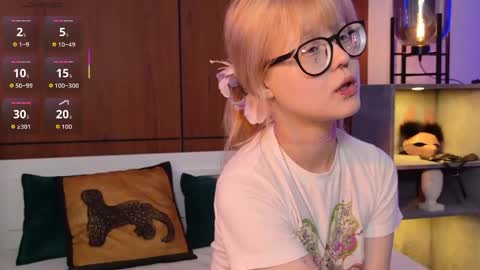 Snapshot of moliqin chatting on June 5, 2026, 7:36 am moliqin online show from June 5, 2026, 7:36 am