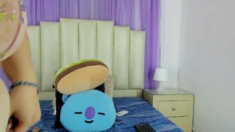 Hey Guys  Im Mollie online show from December 12, 2024, 12:12 pm