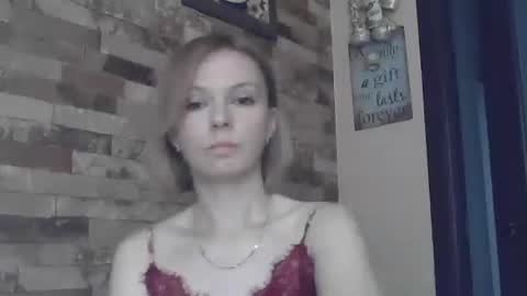 mollilove online show from June 13, 2026, 8:34 am