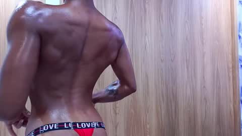 Snapshot of molly_ady chatting on October 3, 2025, 10:51 pm Molly online show from October 3, 2025, 10:51 pm