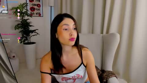 molly_anderson_ online show from October 29, 2025, 8:16 am