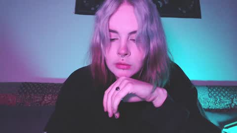 Molly Crow online show from February 7, 2025, 10:41 pm