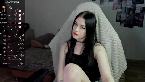Molly - online show from December 2, 2024, 9:35 am