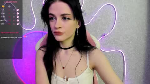 Molly - online show from May 25, 2026, 3:45 am