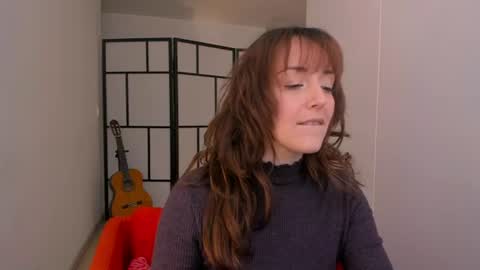   MOLLY   online show from June 13, 2026, 4:49 pm