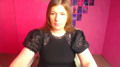 Molly online show from May 8, 2026, 11:48 am