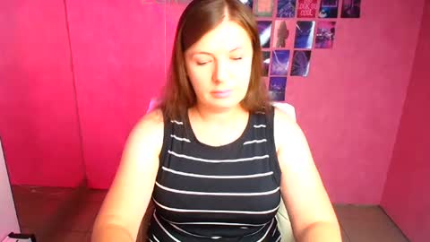 Molly online show from August 8, 2026, 6:15 am