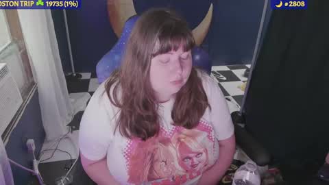 molly_moons online show from September 16, 2025, 8:10 pm