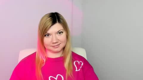 Molly online show from February 5, 2025, 12:49 pm