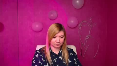 Molly online show from February 18, 2025, 3:32 pm