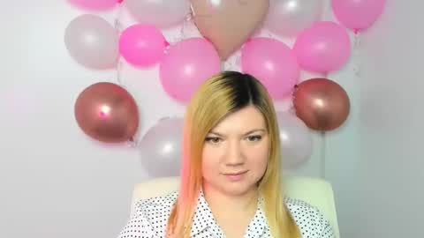Molly online show from February 19, 2025, 1:39 pm
