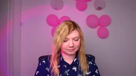 Molly online show from February 26, 2025, 12:47 pm