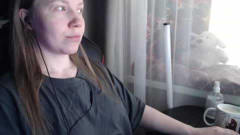 I have new photos come and see with love Molly online show from February 28, 2026, 8:26 am