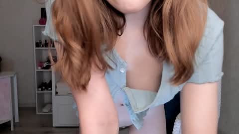 Snapshot of molly_soft chatting on February 7, 2025, 3:12 am Molly online show from February 7, 2025, 3:12 am