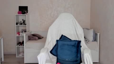 Snapshot of molly_soft chatting on February 15, 2025, 3:09 am Molly online show from February 15, 2025, 3:09 am