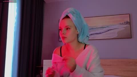 Molly online show from May 25, 2026, 9:04 am