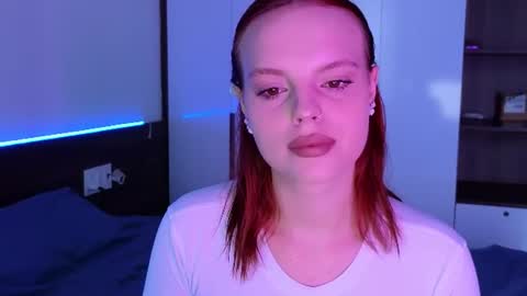 Snapshot of mollybossy chatting on June 22, 2026, 12:24 am Molly online show from June 22, 2026, 12:24 am
