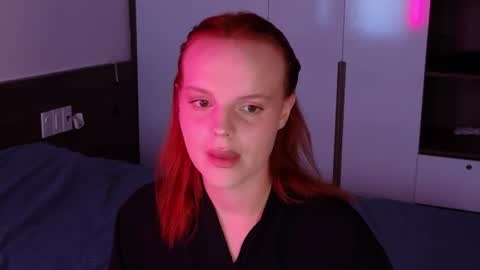 Snapshot of mollybossy chatting on July 11, 2026, 1:19 am Molly online show from July 11, 2026, 1:19 am